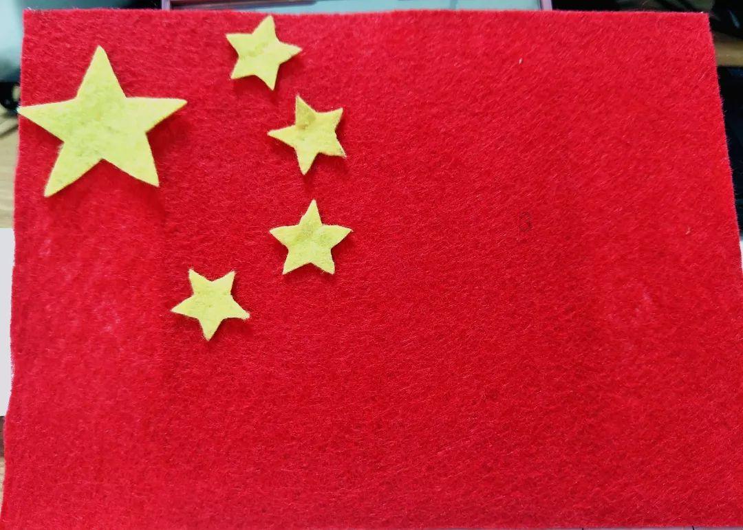 感觉番茄好幸福啊！第一本书就免费出版了，哪像我？第一本就很失败，没多少人看