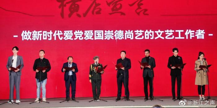 肠胃不好？蜂蜜加“1物”泡水喝，保护胃黏膜，养胃护胃有效果！
